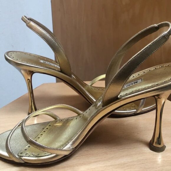 MANOLO BLAHNIK RACITA GOLD METALLIC LEATHER STRAPPY SANDAL HEEL 39/9/8.5 - Picture 4 of 9